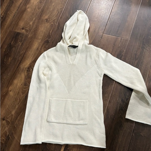 BCBGMaxAzria Crossover Hoodie Sweater top size M - Picture 5 of 5